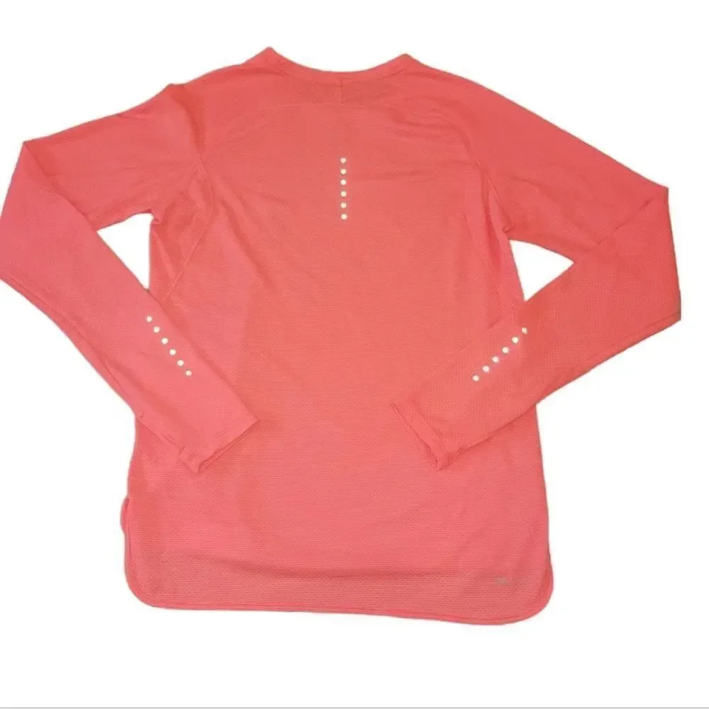 NWOT Nike AeroReact Women's Running long sleeve shirt M